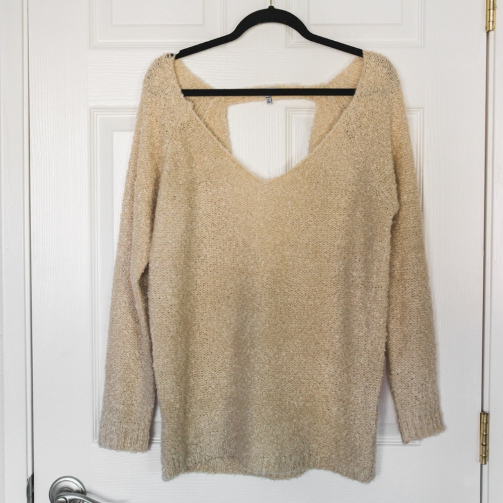 Tobi Cozy & Soft Wide Scoop Cream Sweater 
